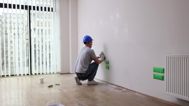 Best Emergency Mold Remediation  in New London, CT